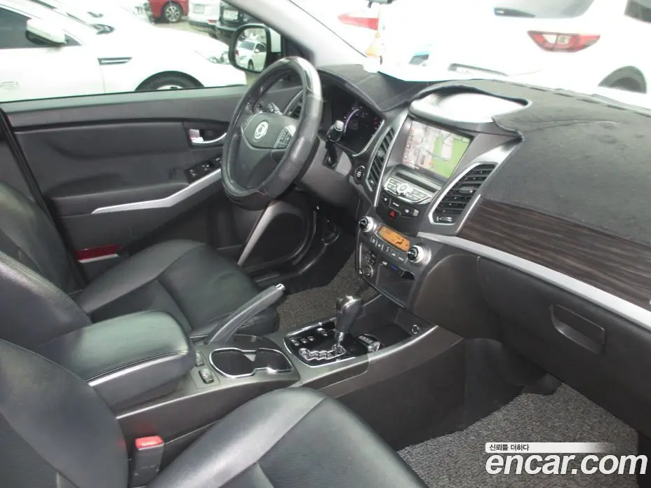 SsangYong Korando 2014 2.0 автомат (гидро), фото 19