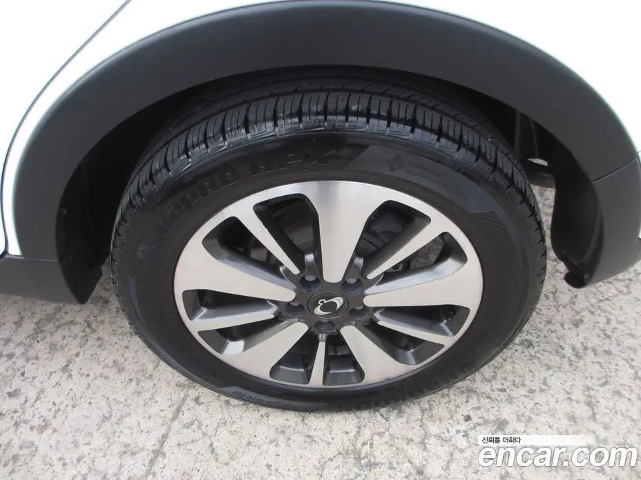 SsangYong Korando 2014 2.0 автомат (гидро), фото 5