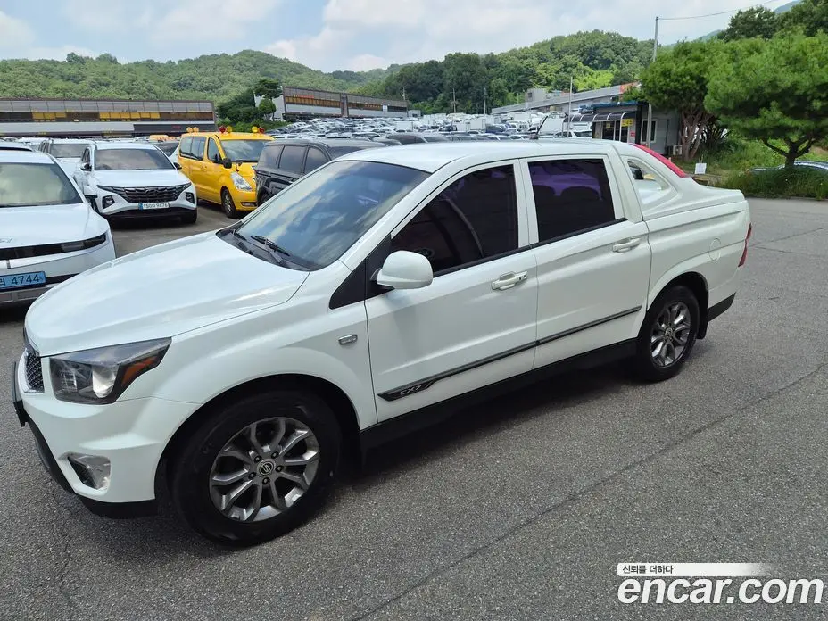 SsangYong Korando 2015 2.0 автомат (гидро), фото 4