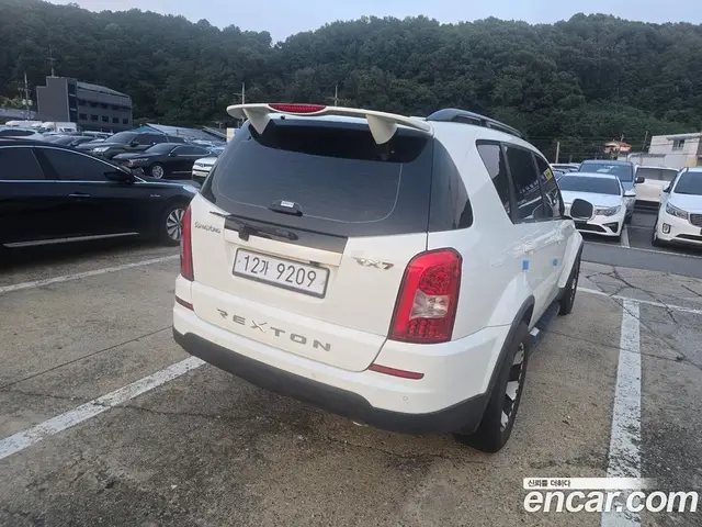 SsangYong Rexton 2014 2.0 автомат (гидро), миниатюра 2