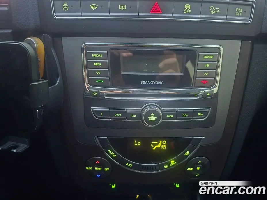 SsangYong Rexton 2014 2.0 автомат (гидро), фото 14