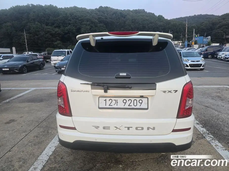 SsangYong Rexton 2014 2.0 автомат (гидро), фото 4