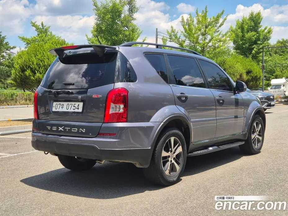 SsangYong Rexton 2015 2.2 автомат (гидро), фото 3