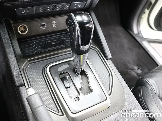 SsangYong Rexton 2018 2.2 автомат (гидро), миниатюра 8
