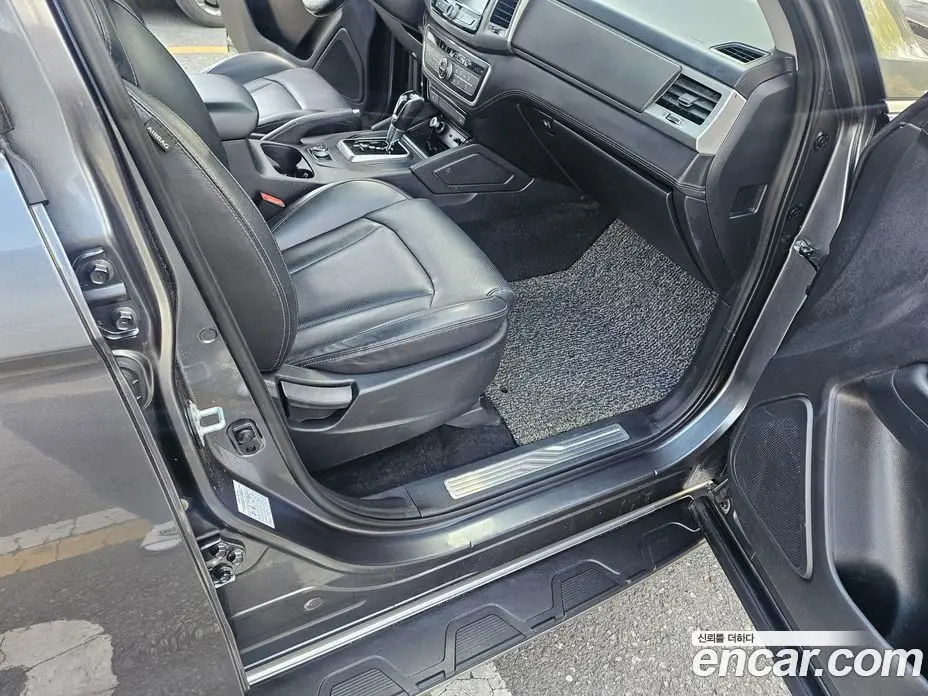 SsangYong Rexton 2018 2.2 автомат (гидро), фото 11