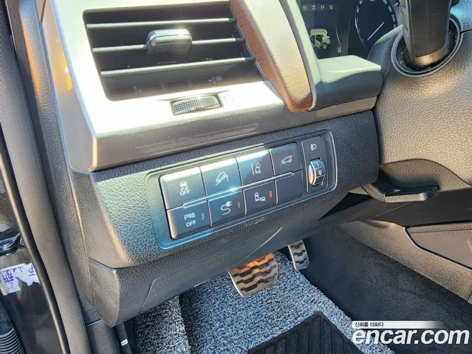 SsangYong Rexton 2018 2.2 автомат (гидро), фото 8