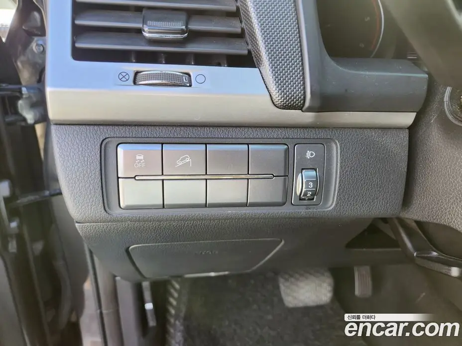 SsangYong Rexton 2019 2.2 автомат (гидро), фото 17 SsangYong Rexton 2019 2.2 автомат (гидро), фото 17