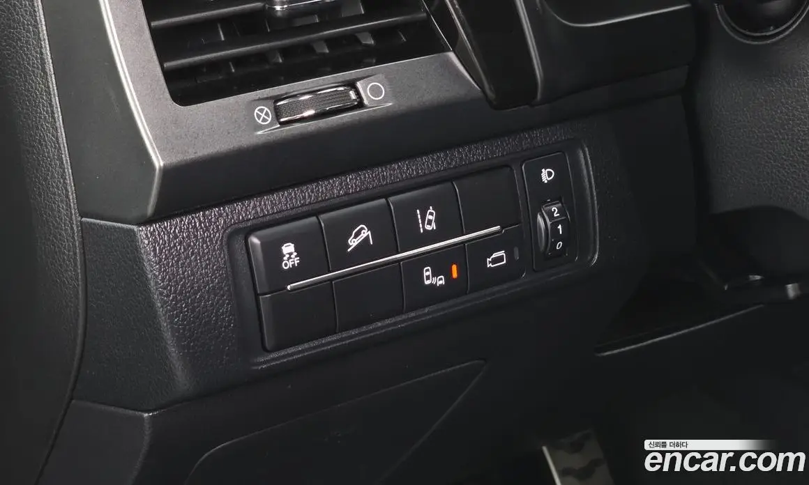 SsangYong Rexton 2021 2.2 автомат (гидро), фото 15