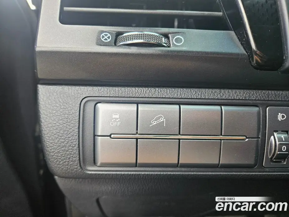 SsangYong Rexton 2021 2.2 автомат (гидро), фото 16 SsangYong Rexton 2021 2.2 автомат (гидро), фото 16