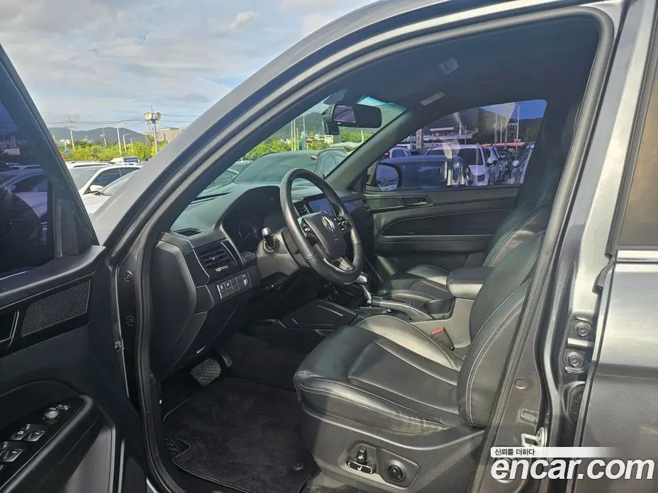 SsangYong Rexton 2021 2.2 автомат (гидро), фото 10 SsangYong Rexton 2021 2.2 автомат (гидро), фото 10