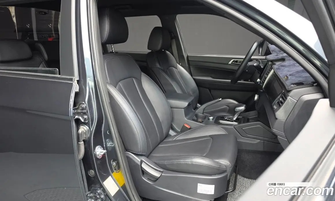 SsangYong Rexton 2022 2.2 автомат (гидро), фото 12