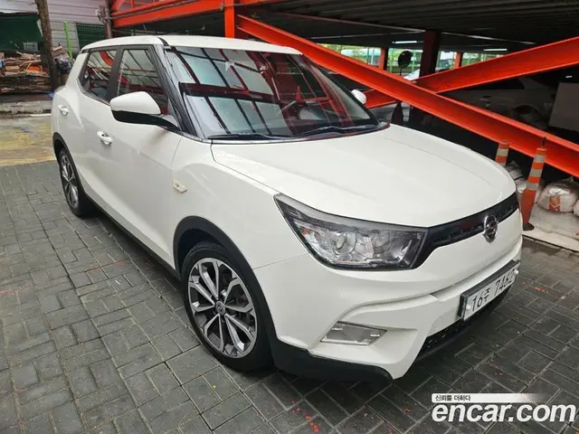 SsangYong TIBOLI 2015 1.6 автомат (гидро), миниатюра 3