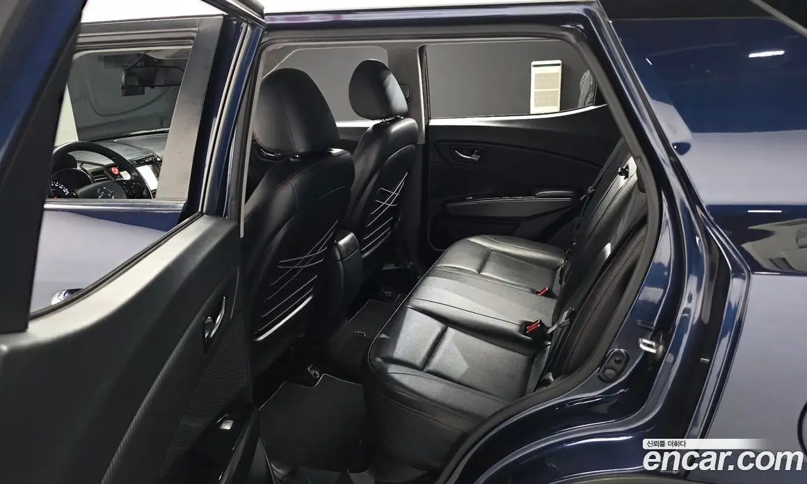SsangYong TIBOLI 2016 1.6 автомат (гидро), фото 12 SsangYong TIBOLI 2016 1.6 автомат (гидро), фото 12