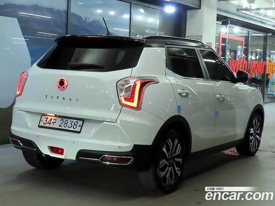 SsangYong TIBOLI 2018 1.6 автомат (гидро), фото 4