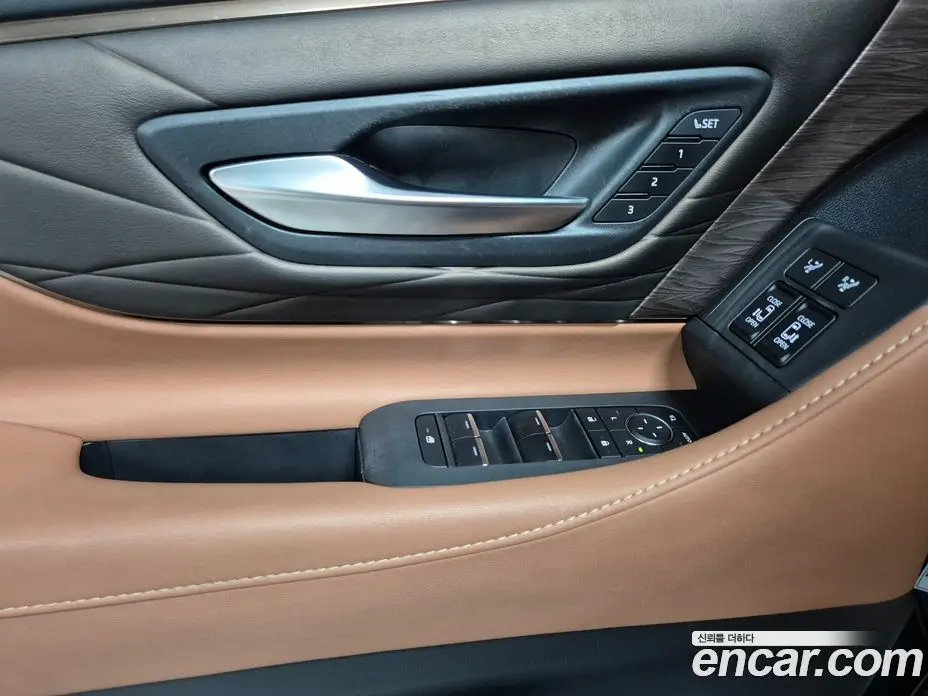 Toyota Alphard 2023 2.5 автомат (гидро), фото 12