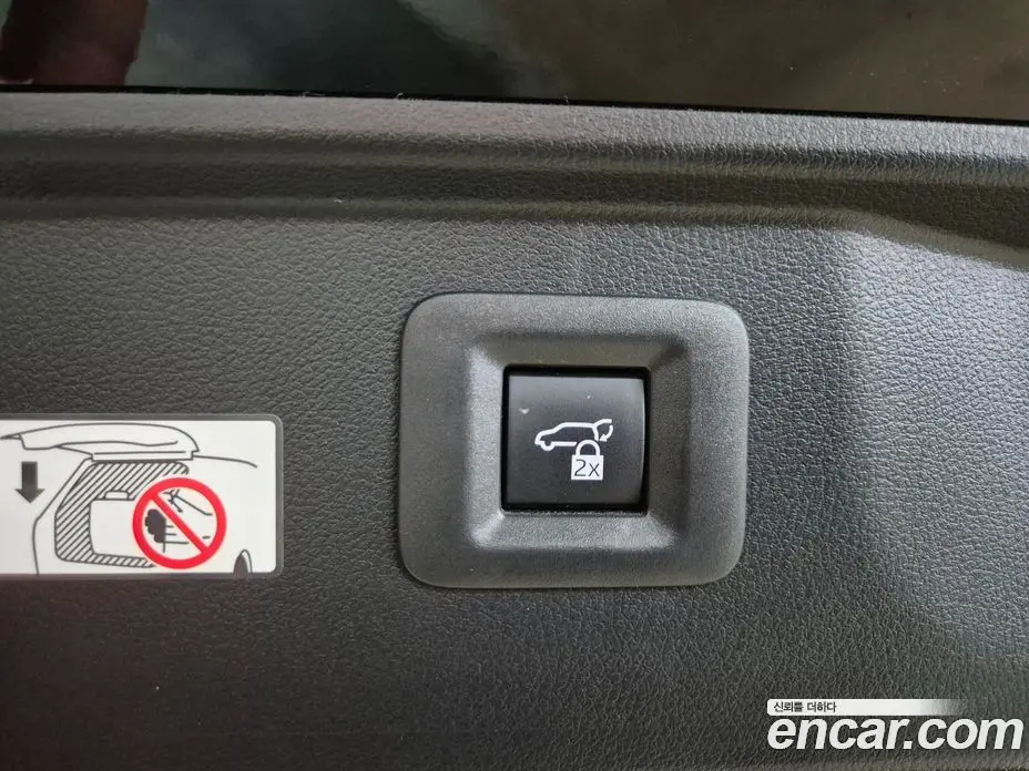 Toyota Alphard 2023 2.5 автомат (гидро), фото 20