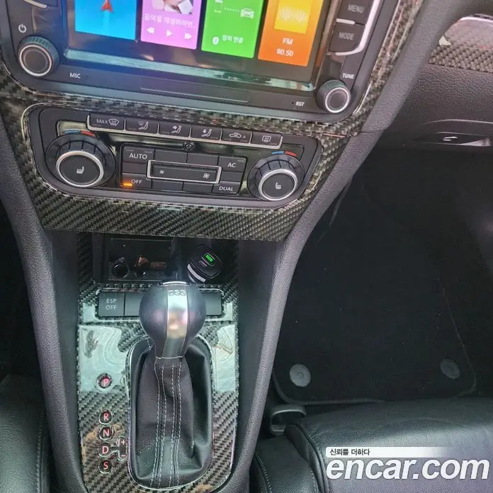 Volkswagen Golf 2010 2.0 автомат (гидро), фото 14