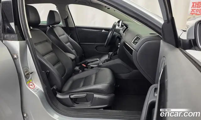 Volkswagen Jetta 2013 2.0 автомат (гидро), миниатюра 11 Volkswagen Jetta 2013 2.0 автомат (гидро), миниатюра 11