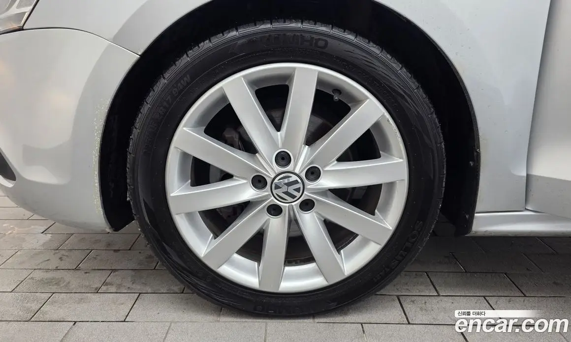 Volkswagen Jetta 2013 2.0 автомат (гидро), фото 5 Volkswagen Jetta 2013 2.0 автомат (гидро), фото 5