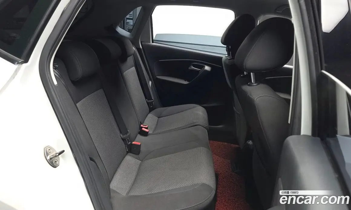 Volkswagen Polo 2015 1.4 автомат (гидро), фото 12