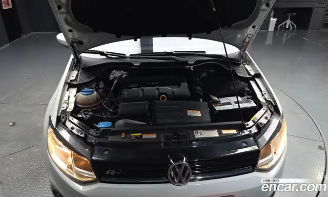 Volkswagen Polo 2015 1.4 автомат (гидро), миниатюра 6