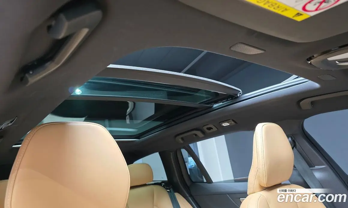 Volvo V60 2022 2.0 автомат (гидро), фото 18