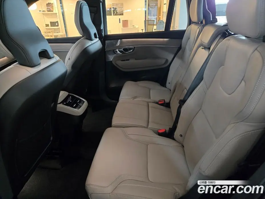 Volvo XC90 2026 2.0 автомат (гидро), фото 11