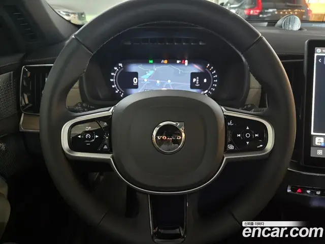 Volvo XC90 2026 2.0 автомат (гидро), миниатюра 12