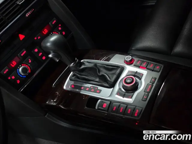 Audi A6 2010 2.0 автомат (гидро), миниатюра 12