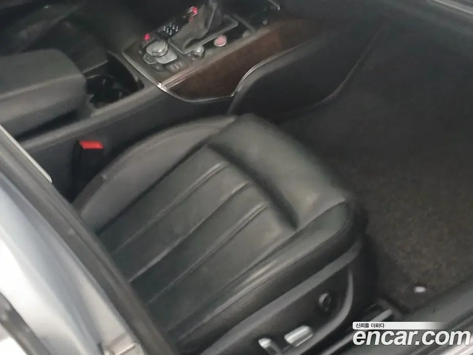 Audi A6 2015 2.0 автомат (гидро), фото 12