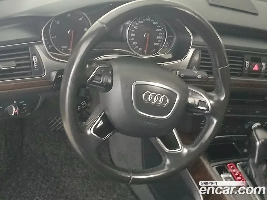 Audi A6 2015 2.0 автомат (гидро), фото 13