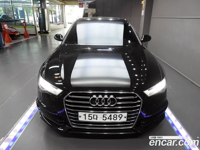 Audi A6 2018 2.0 автомат (гидро), миниатюра 3