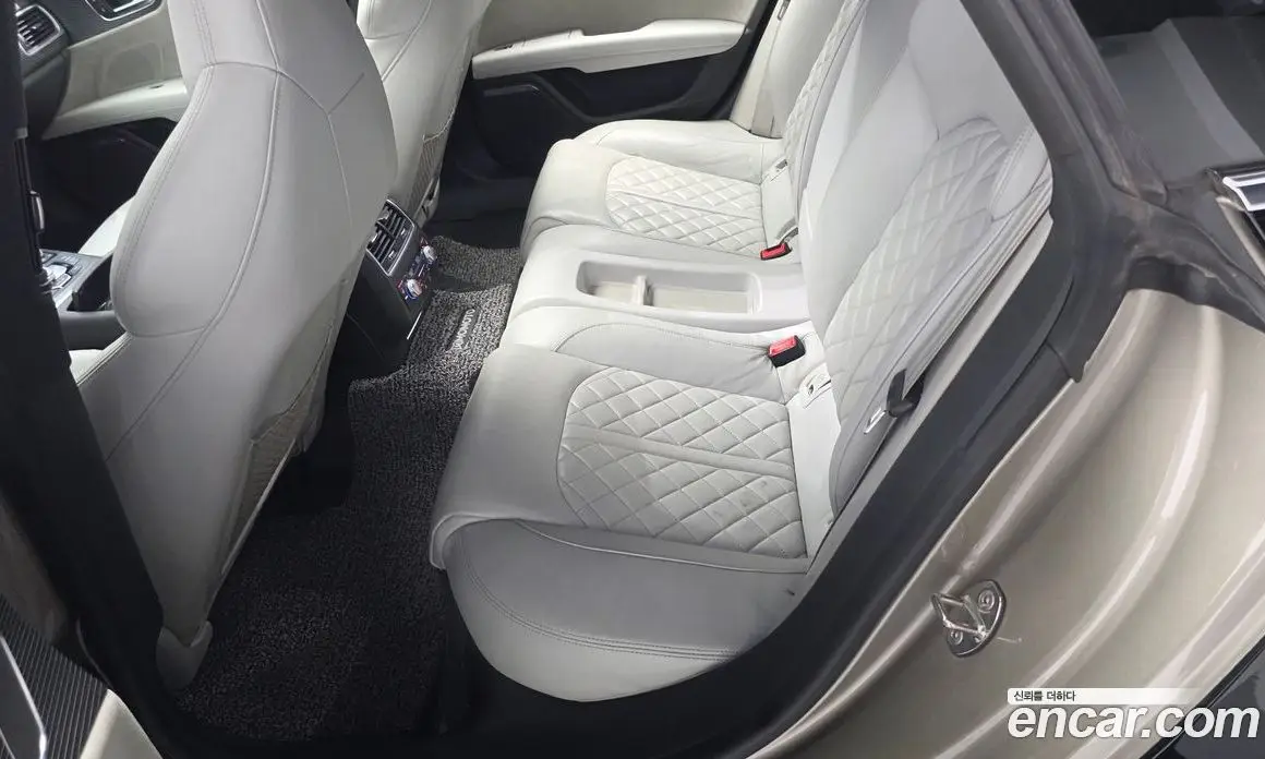 Audi A7 2016 3.0 автомат (гидро), фото 12