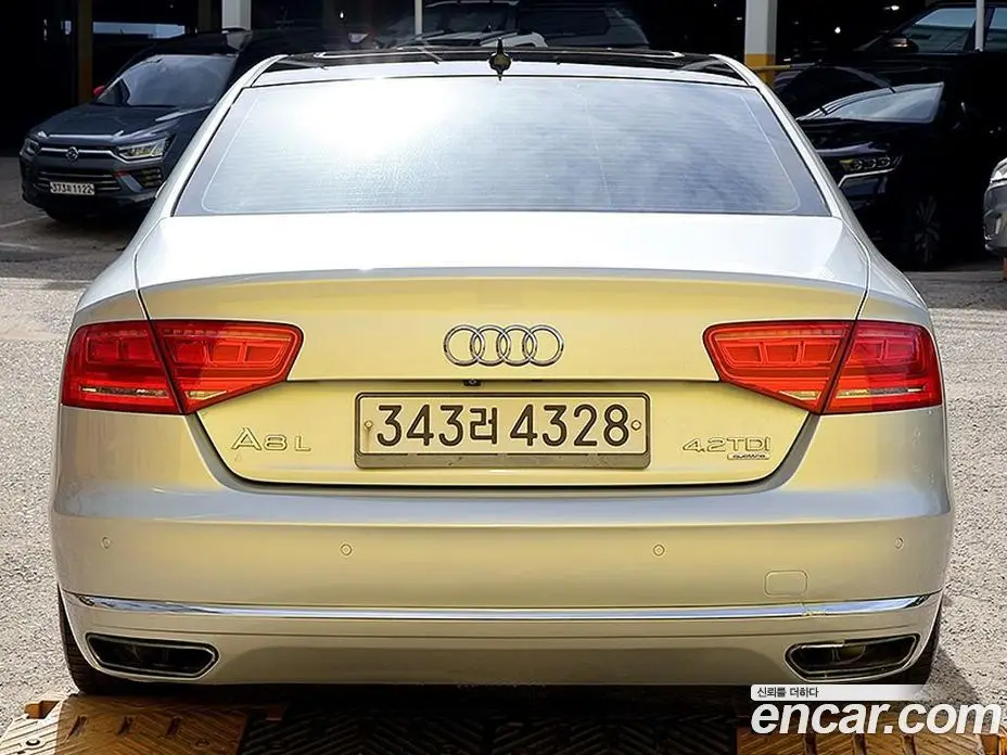 Audi A8 2013 3.0 автомат (гидро), фото 3 Audi A8 2013 3.0 автомат (гидро), фото 3