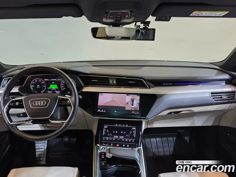 Audi e-tron 2021 0.2 автомат (гидро), фото 7 Audi e-tron 2021 0.2 автомат (гидро), фото 7