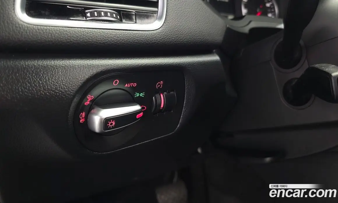 Audi Q3 2016 2.0 автомат (гидро), фото 19