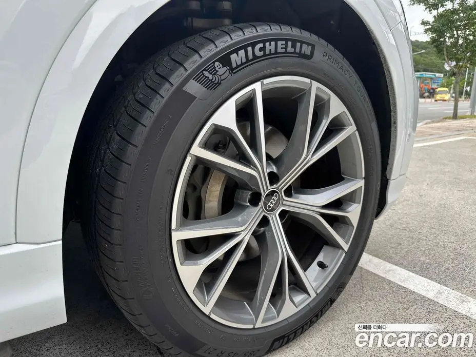 Audi Q8 2022 3.0 автомат (гидро), фото 17 Audi Q8 2022 3.0 автомат (гидро), фото 17