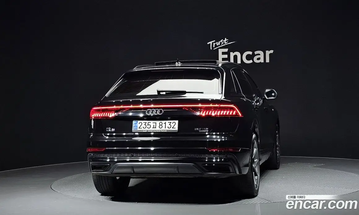 Audi Q8 2023 3.0 автомат (гидро), фото 4