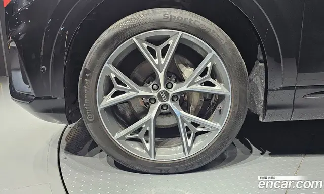 Audi Q8 2023 3.0 автомат (гидро), миниатюра 5