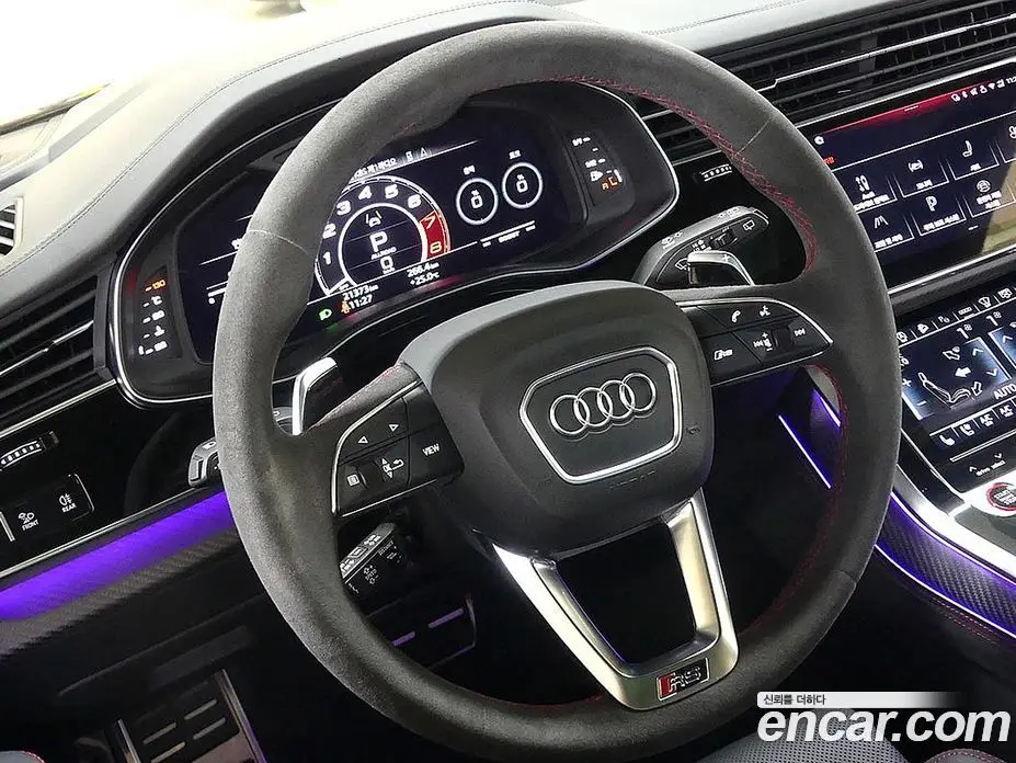 Audi RSQ8 2025 4.0 автомат (гидро), фото 12