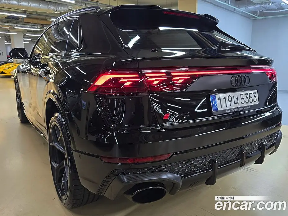 Audi RSQ8 2025 4.0 автомат (гидро), фото 5