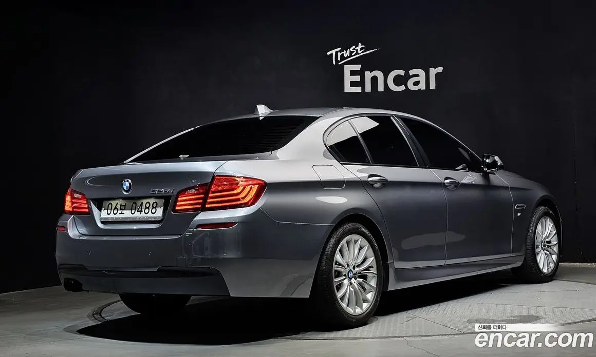 BMW 5 серия 2016 2.0 автомат (гидро), фото 2 BMW 5 серия 2016 2.0 автомат (гидро), фото 2