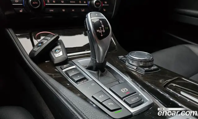 BMW 5 серия 2016 2.0 автомат (гидро), миниатюра 9 BMW 5 серия 2016 2.0 автомат (гидро), миниатюра 9