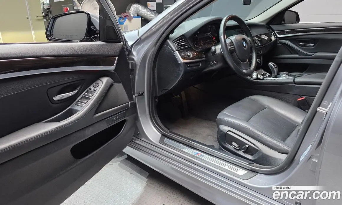 BMW 5 серия 2016 2.0 автомат (гидро), фото 10 BMW 5 серия 2016 2.0 автомат (гидро), фото 10