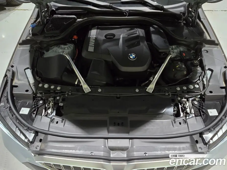 BMW 5 серия 2025 2.0 автомат (гидро), фото 15 BMW 5 серия 2025 2.0 автомат (гидро), фото 15