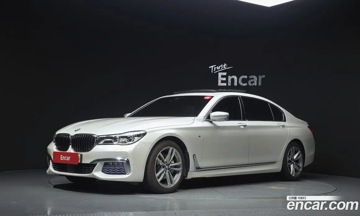 BMW 7 серия 2017 3.0 автомат (гидро), фото 1 BMW 7 серия 2017 3.0 автомат (гидро), фото 1