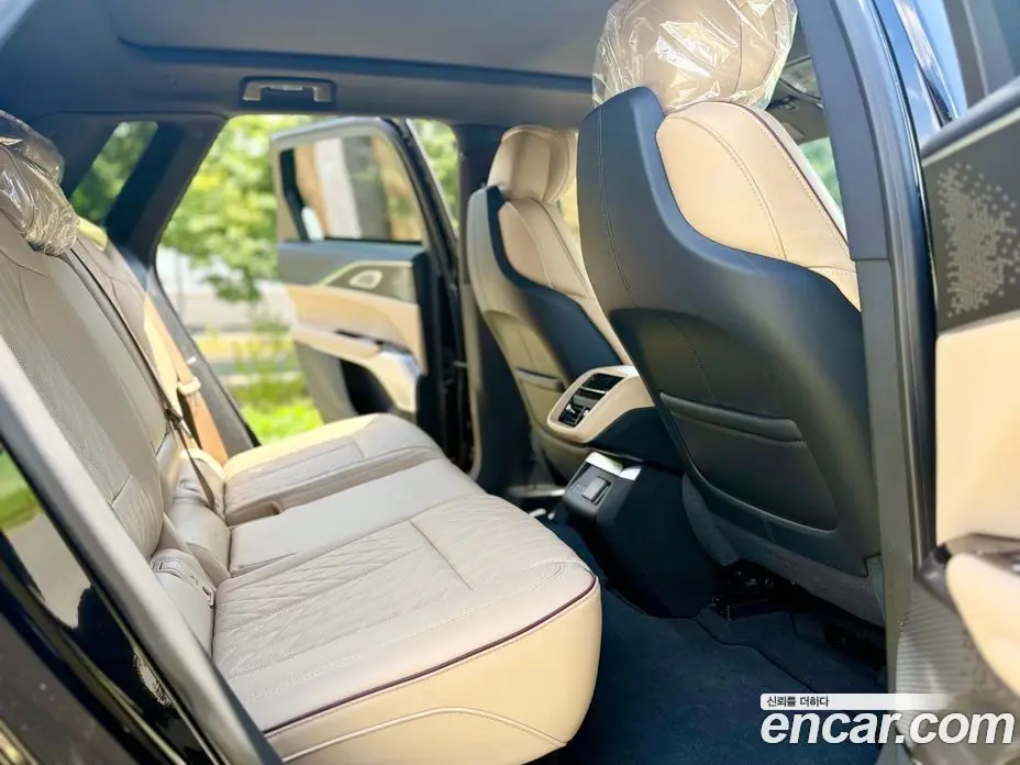 Cadillac Lyriq 2024 0.3 автомат (гидро), фото 12