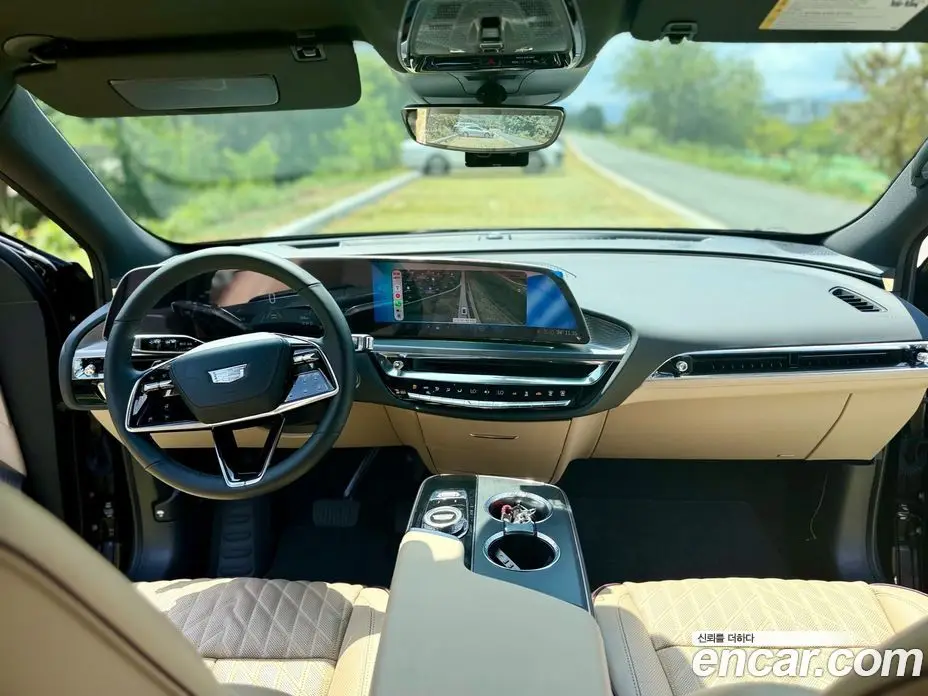 Cadillac Lyriq 2024 0.3 автомат (гидро), фото 13