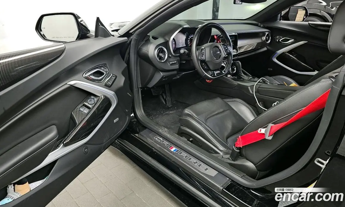 Chevrolet Camaro 2016 6.2 автомат (гидро), фото 10 Chevrolet Camaro 2016 6.2 автомат (гидро), фото 10