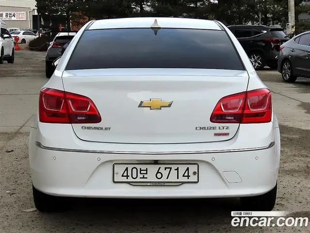 Chevrolet Cruze 2015 1.4 автомат (гидро), миниатюра 4 Chevrolet Cruze 2015 1.4 автомат (гидро), миниатюра 4